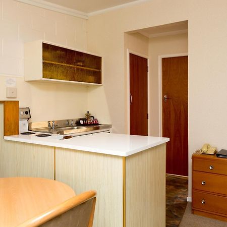 Broadway Lodge Motel Стратфорд Стая снимка