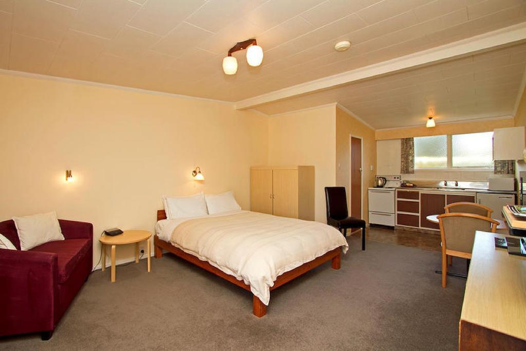 Broadway Lodge Motel Стратфорд Стая снимка