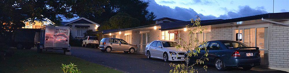 Broadway Lodge Motel Стратфорд Екстериор снимка