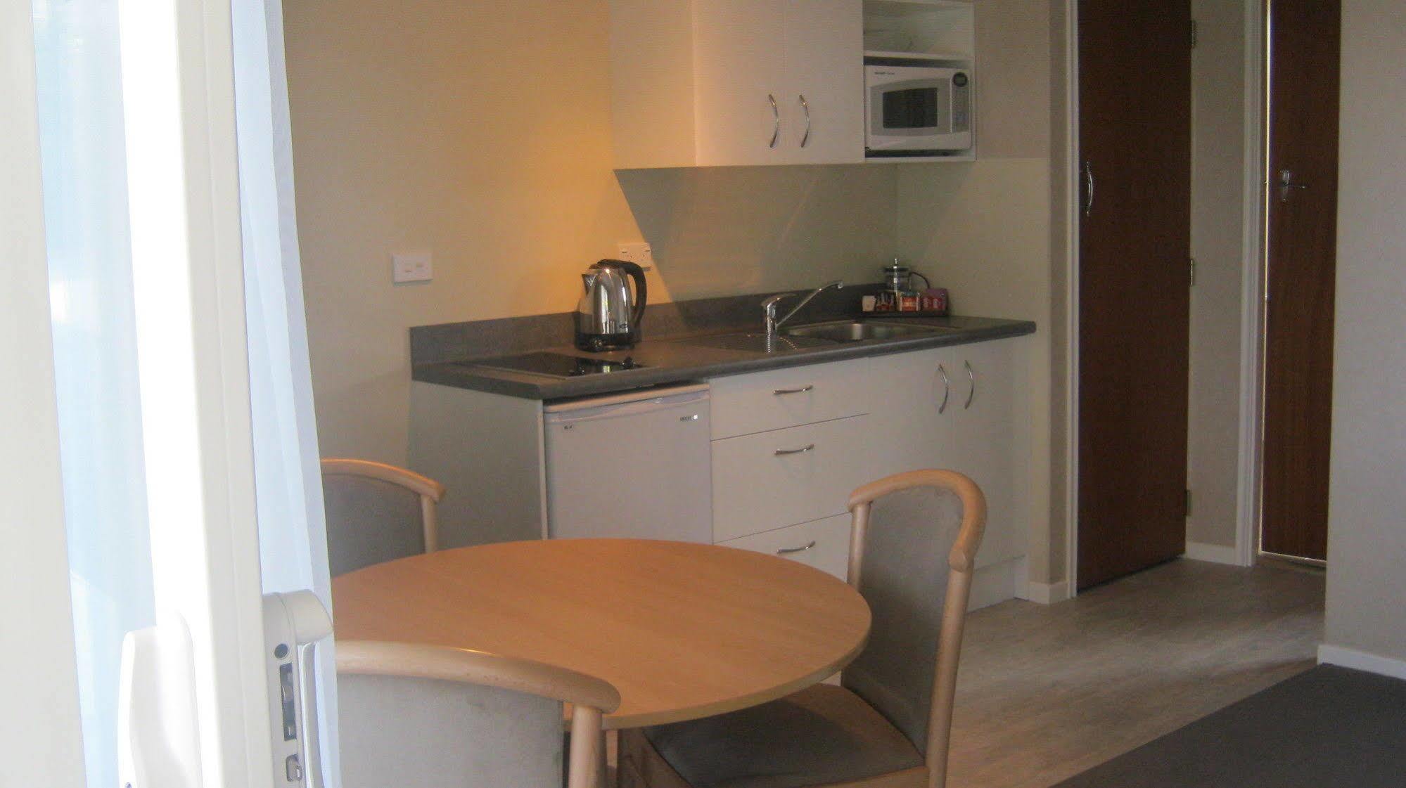 Broadway Lodge Motel Стратфорд Екстериор снимка