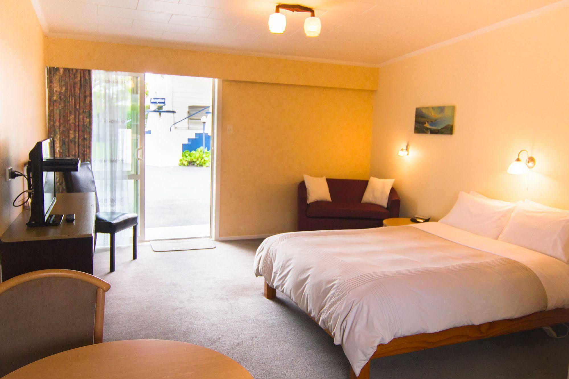 Broadway Lodge Motel Стратфорд Екстериор снимка